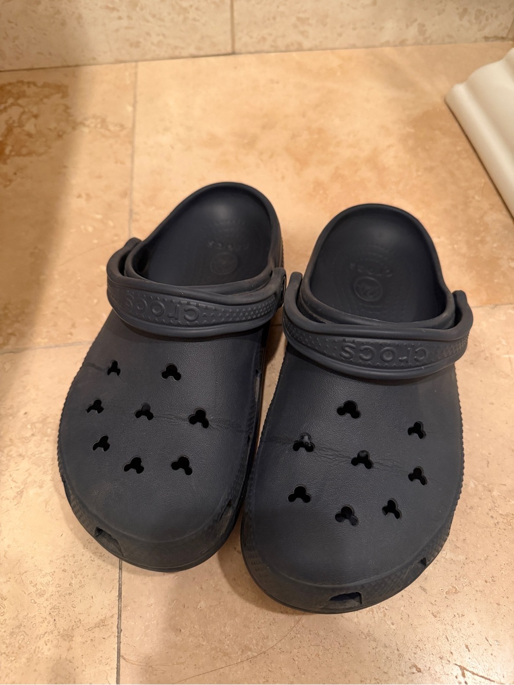 CROCS Mickey Mouse Icon in Navy